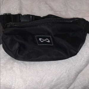 BRAND NEW nifinity fanny pack